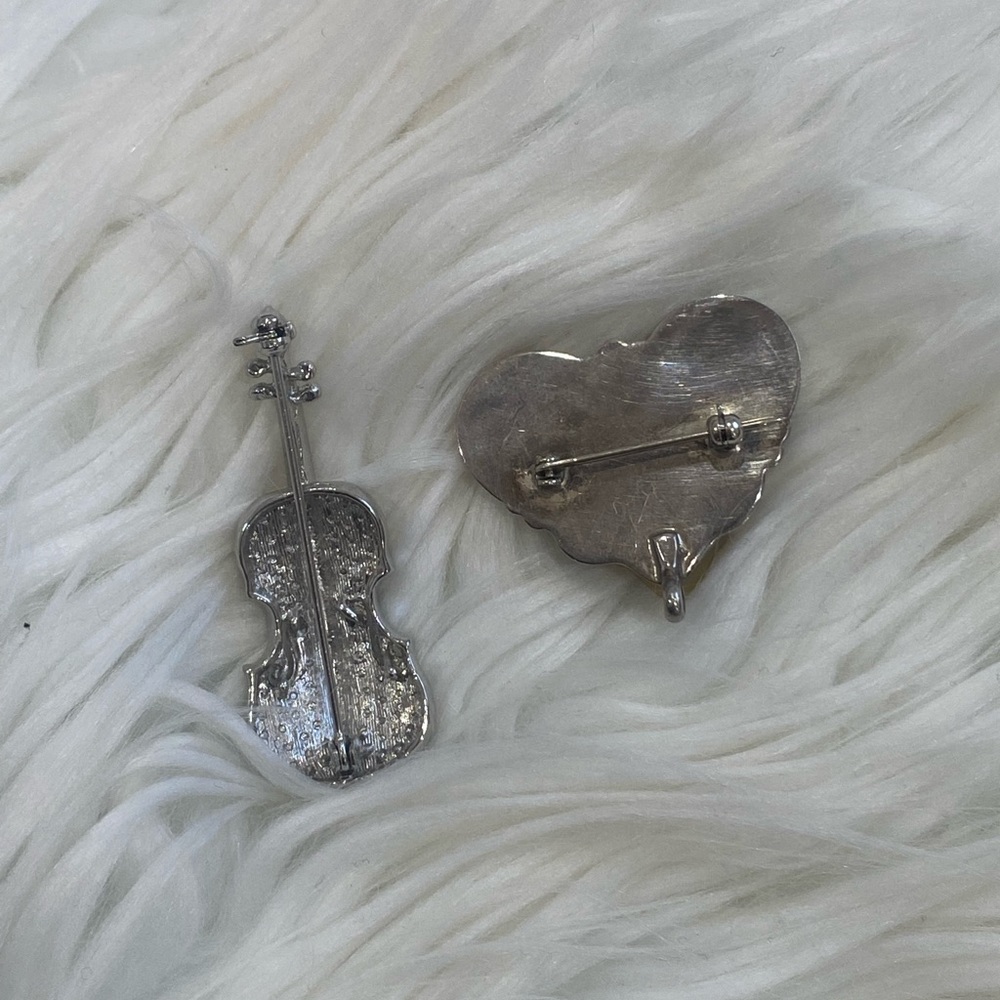 Brooch - Picture 2 of 3